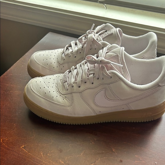 Nike Air Blush Leather Sneakers - Picture 4 of 7